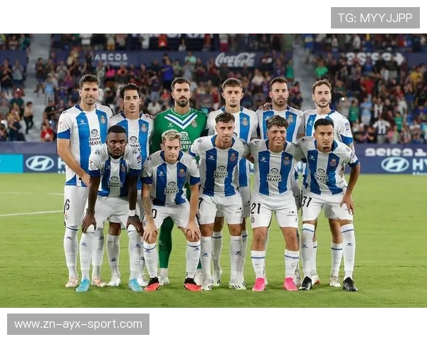 维戈塞尔塔主帅临场换人获神评，球迷炸锅点赞